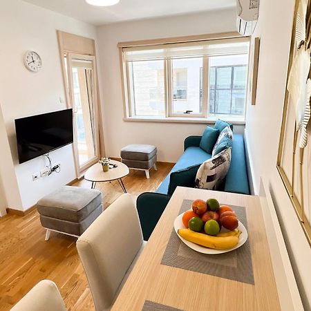 Four Views By The Sea Apartments บุดวา ภายนอก รูปภาพ